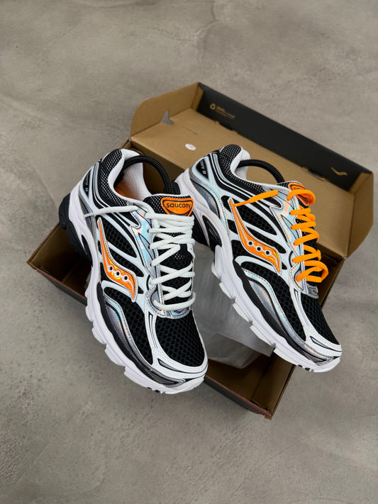 Saucony ProGrid Omni9 White Vo2 Orange