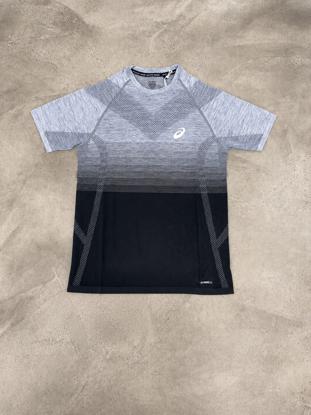 Asics Seamless Grey/Black T-Shirt