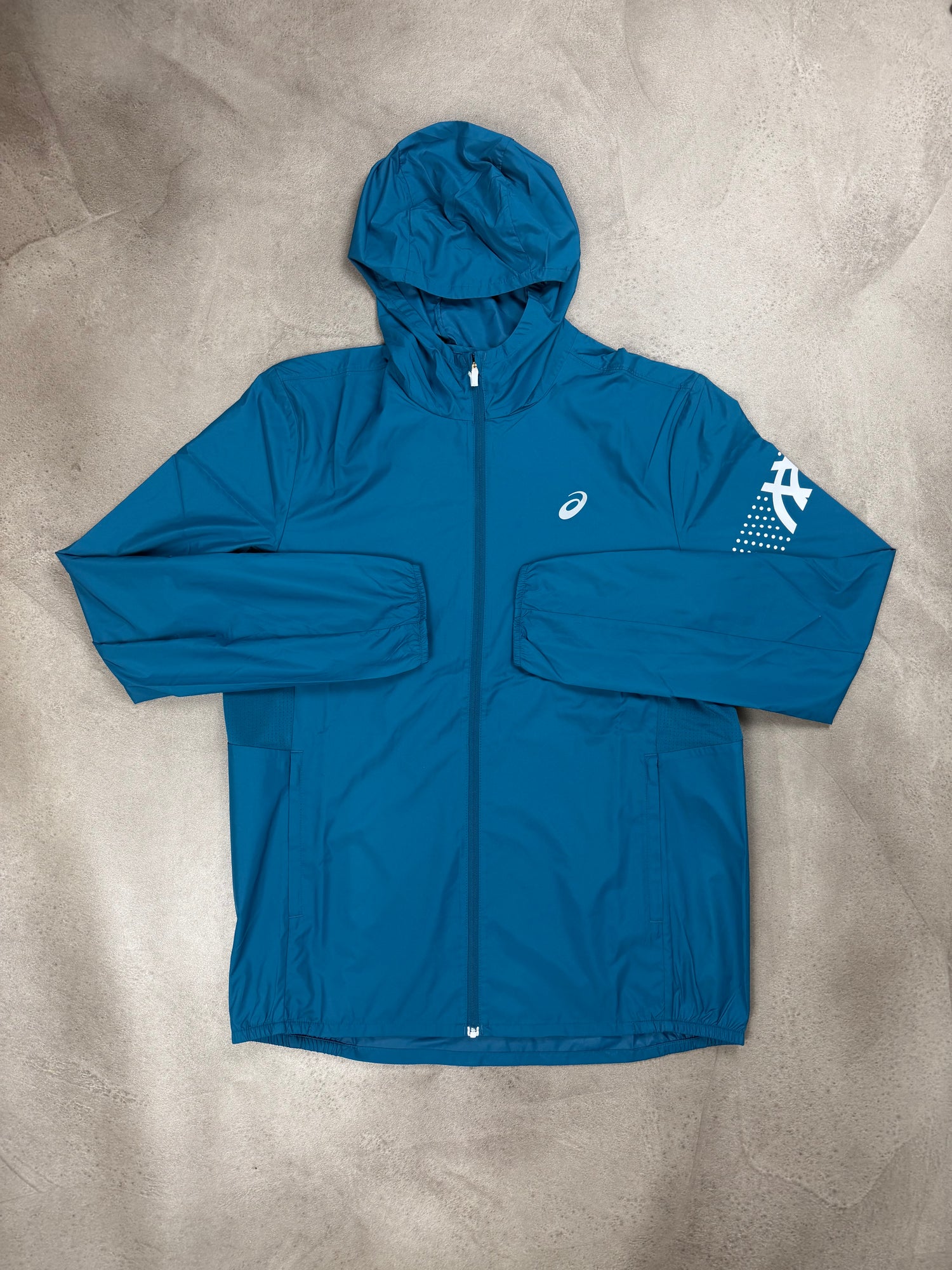 JACKETS & WINDBREAKERS