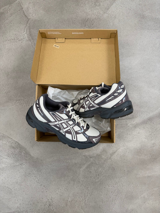 Women’s Asics Gel 1130 Oatmeal Brown