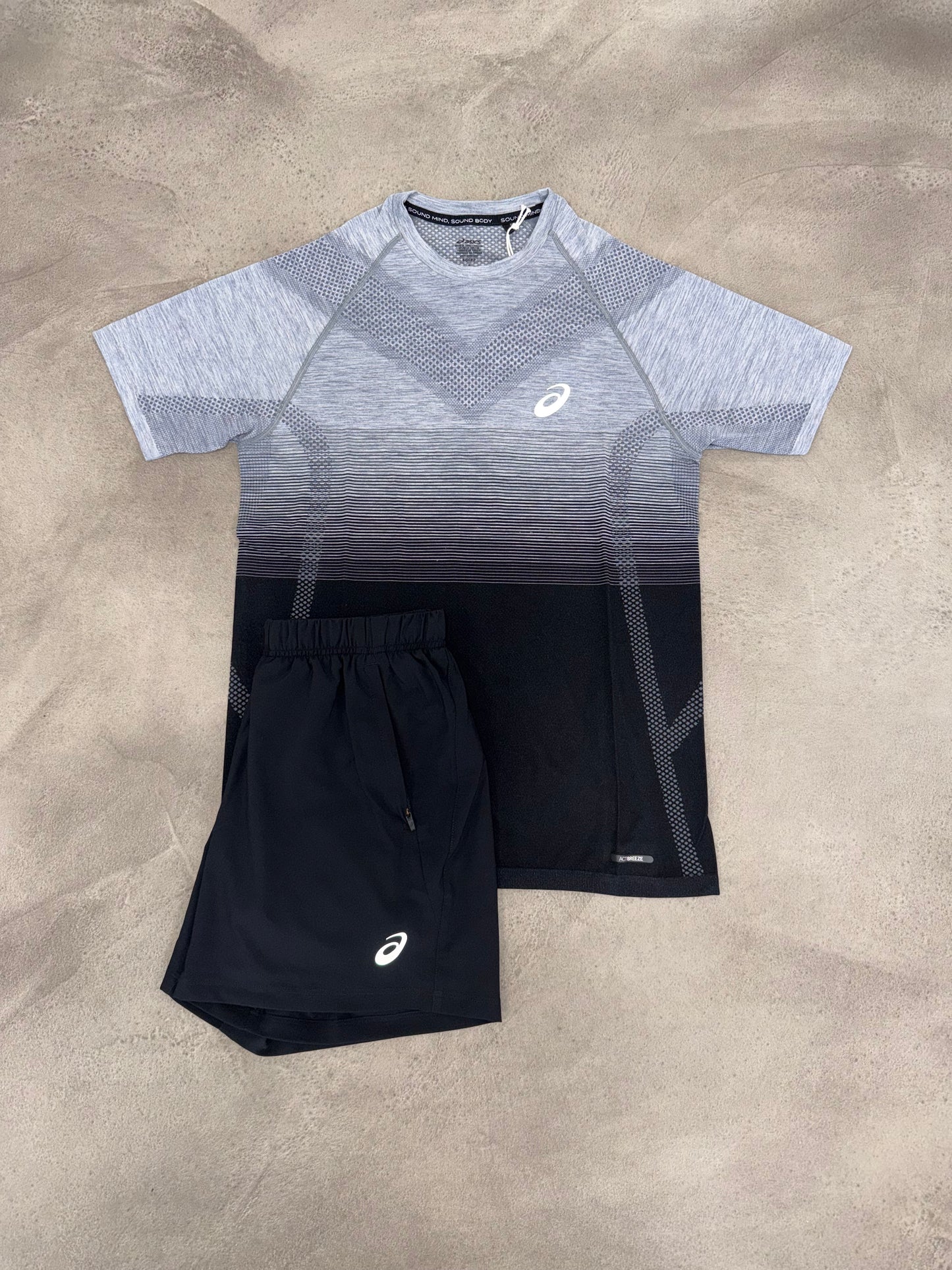 Asics Black/Grey Seamless Shorts & T-Shirt Set