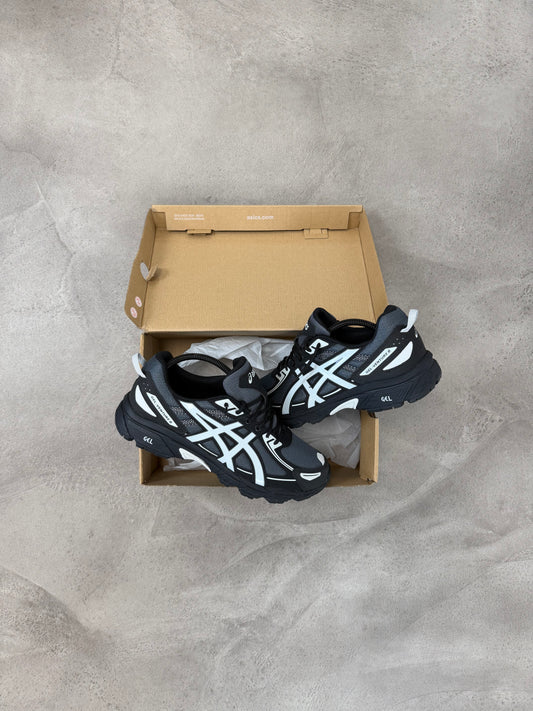 Asics Gel Venture 6 Black/White