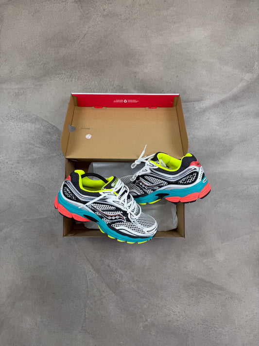 Saucony ProGrid Omni 9 Mutant