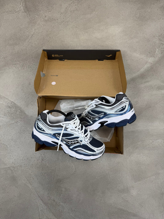 Saucony ProGrid Omni9 Deep Navy